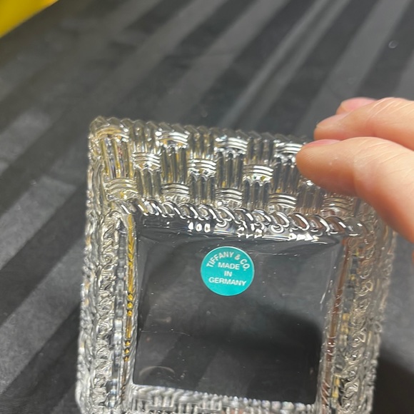 TIFFANY & CO. Basket Weave Crystal small candy/trinket dish, made in Germany - Picture 3 of 8